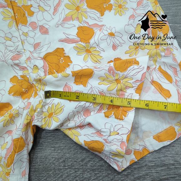 Loft 6" Mid Rise Shorts Size 0 - Picture 5 of 7